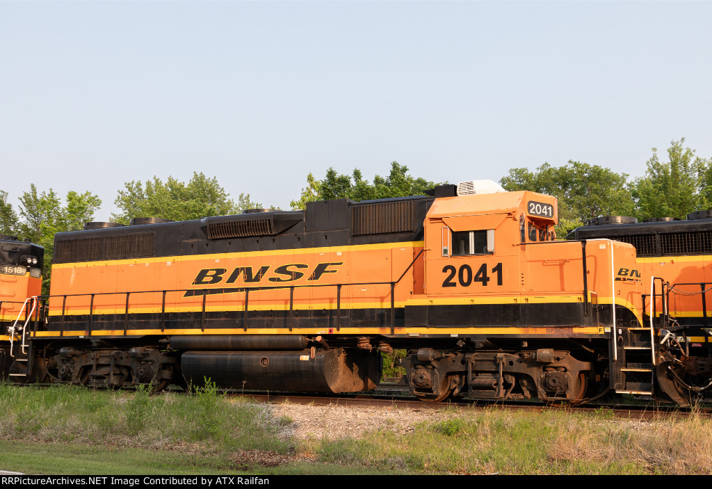 BNSF 2041